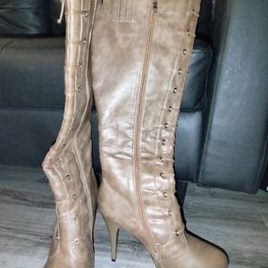 Laced Brown Boots